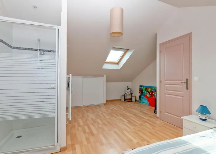 Le Refuge Salin Duplex Jardin בית נופש