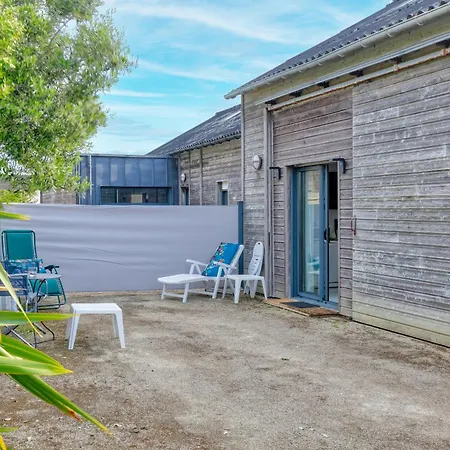 Holiday home Le Refuge Salin Duplex Jardin *