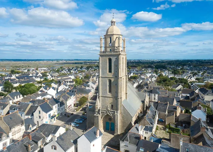 Le Refuge Salin Duplex Jardin Casa de Férias *